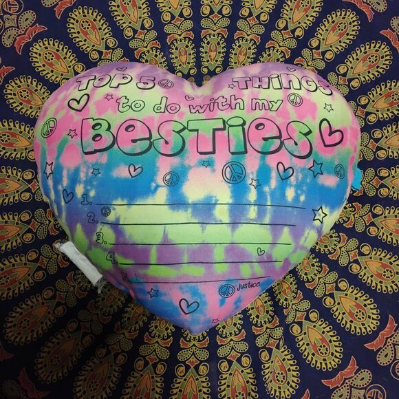 Justice Pillow 💖  🌟 - Picture 2 of 3